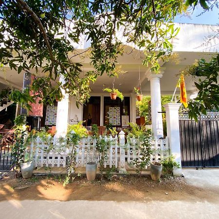 Shirani Nature Palace Weligama Exteriör bild